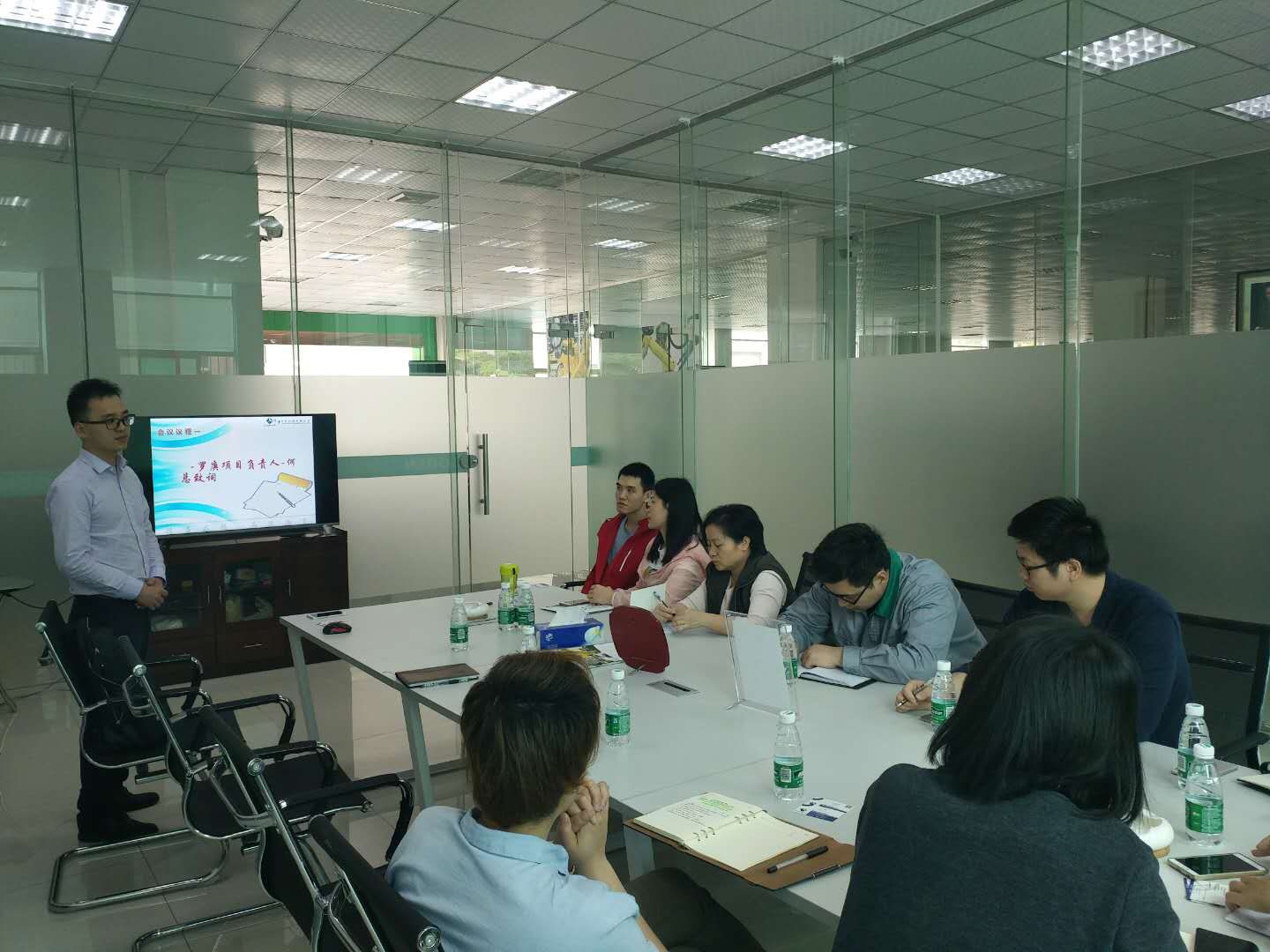 祝贺罗庚机器人签约顺景九游在线官方官网-九游(中国)